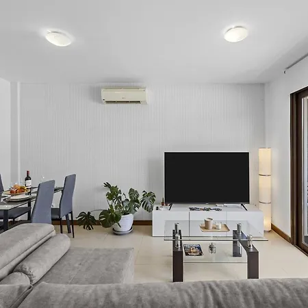 La Malvarrosa * פוארטו קאלרו